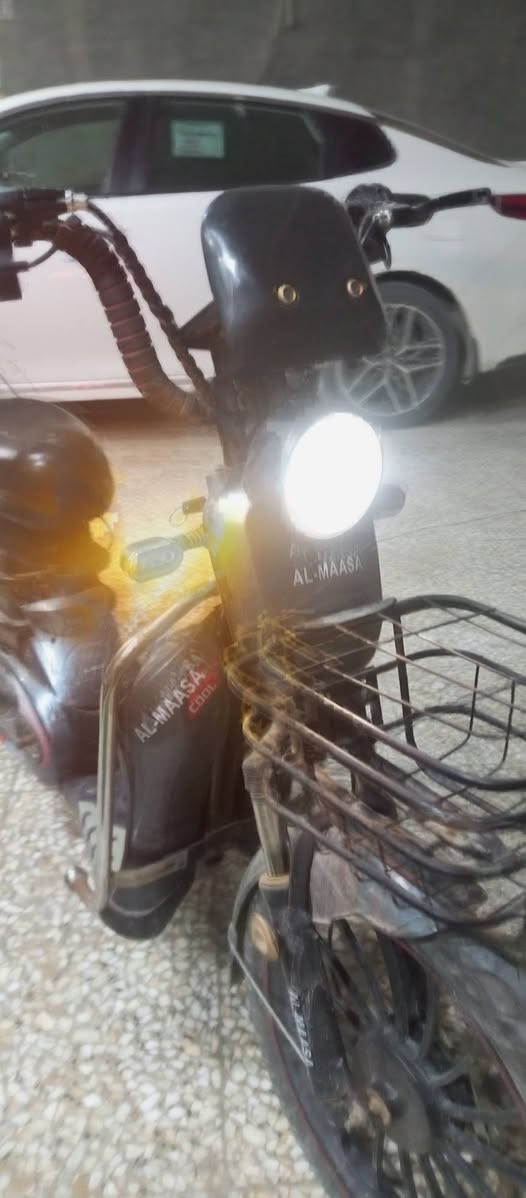 دراجة شحن شركة ألماسة أربع
نمر مثبت سرعة جديدة كلش بطارية ضعيفة 
السعر 300،،،


**إذا كنت صاحب هذا الإعلان وتريد حذفه لأي سبب، رجاءا أرسل رسالة إلى الدعم الفني**