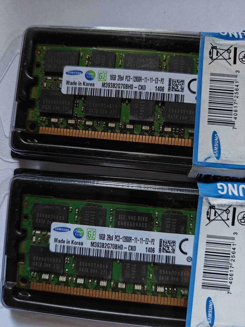 السلام عليكم ♥
رام DDR3 سامسونك كوري
الذاكرة 16*2 //شرط الشغل


**إذا كنت صاحب هذا الإعلان وتريد حذفه لأي سبب، رجاءا أرسل رسالة إلى الدعم الفني**