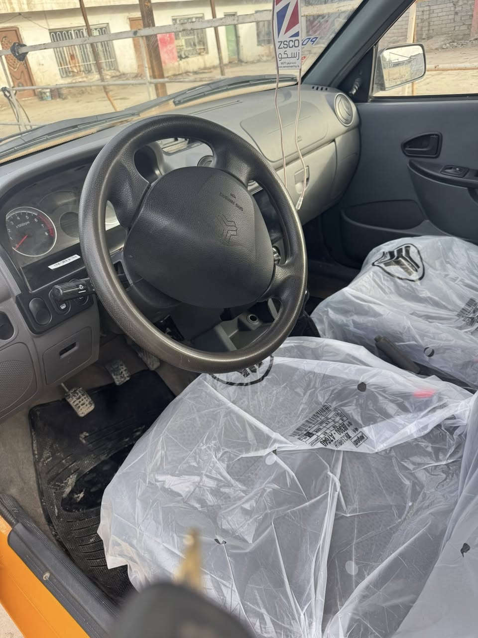 سلام عليكم سيبه 25 ماشيه 37 مكفوله كفاله عامه سياره جديده وجاهزه عله وضع شركه سعر 76 بيه مجال قليل مكاني دونيه مصفره هيه وغرامه غاز بانزين هذه رقمي ***********
