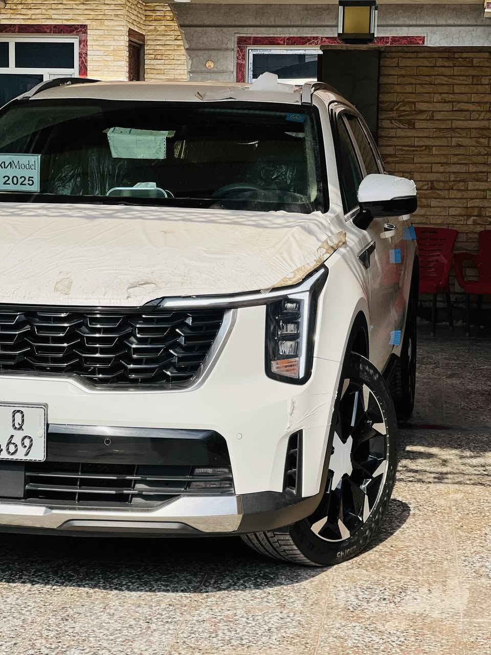 للبيع سورنتو2025.                                                                    كفاله عامه 
فول مواصفات 
ثلاث قطع تبريد
سبعه راكب
سايدبريك كهرباء
مكينه6V
تحكمات ستيرن جهتين 
كير ماوس
رقم بغداد بسمي تحويل ثاني يوم 
لاستفسار اكثر 📞📞***********
