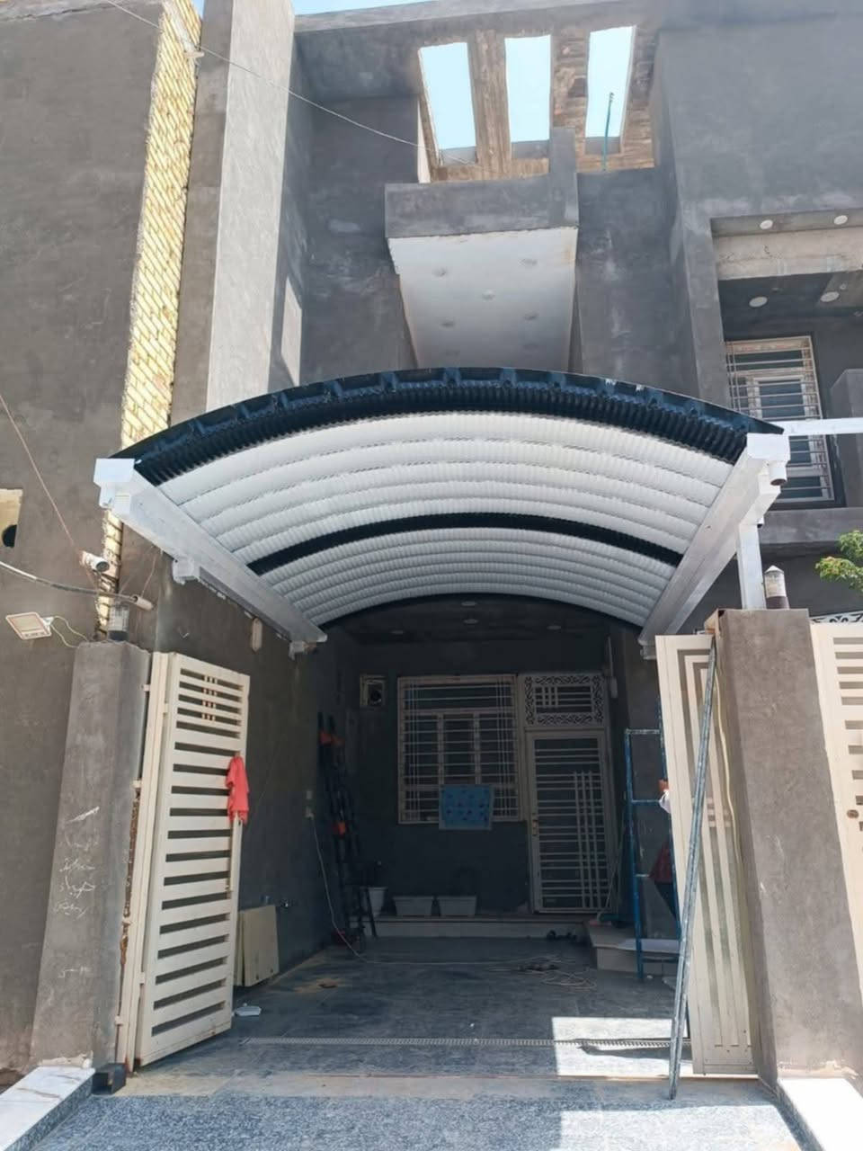 ياالله افتتاح حداد لكافه الابواب والشبابيك 
وجملونات  ومن الله التوفيق اخوكم حسن العراقي 
                                 *عنوان ذي قار قضاء الشطره *
رقم الهاتف *********** او مراسله الصفحه
