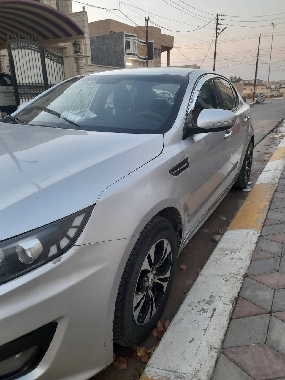 السلام عليكم
كيا اوبتيما كوري موديل ١٣ محرك ٢٠٠٠ دوش 
بيها ٣ قطع قطعتين تبريد رقم بغداد الاماني 
السعر ١٠٨ وبيها مجال ويرهم مراوس حسب القناعه 
العنوان تكريت رقمي ***********
