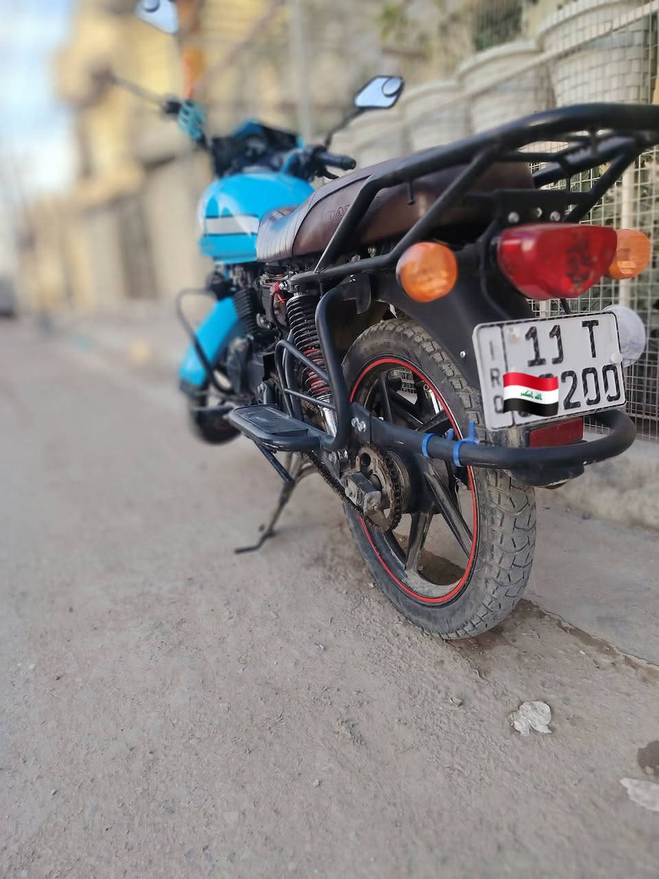 سلام عليكم شباب دايون نفخ موديل ٢٠٢٣  الدراجه  كامله مكمله مابيه اي نقص ماعده تاير تعبان مكينه مكفوله من الفتح دراجه رقمه بغداد باسمي دراجه ماغاسله سعره ٢٥٠٠ مليونين ونص وبيه مجال شي بسيط مكاني بغداد الامين الثانيه تواصل على هدا الرقم ***********
