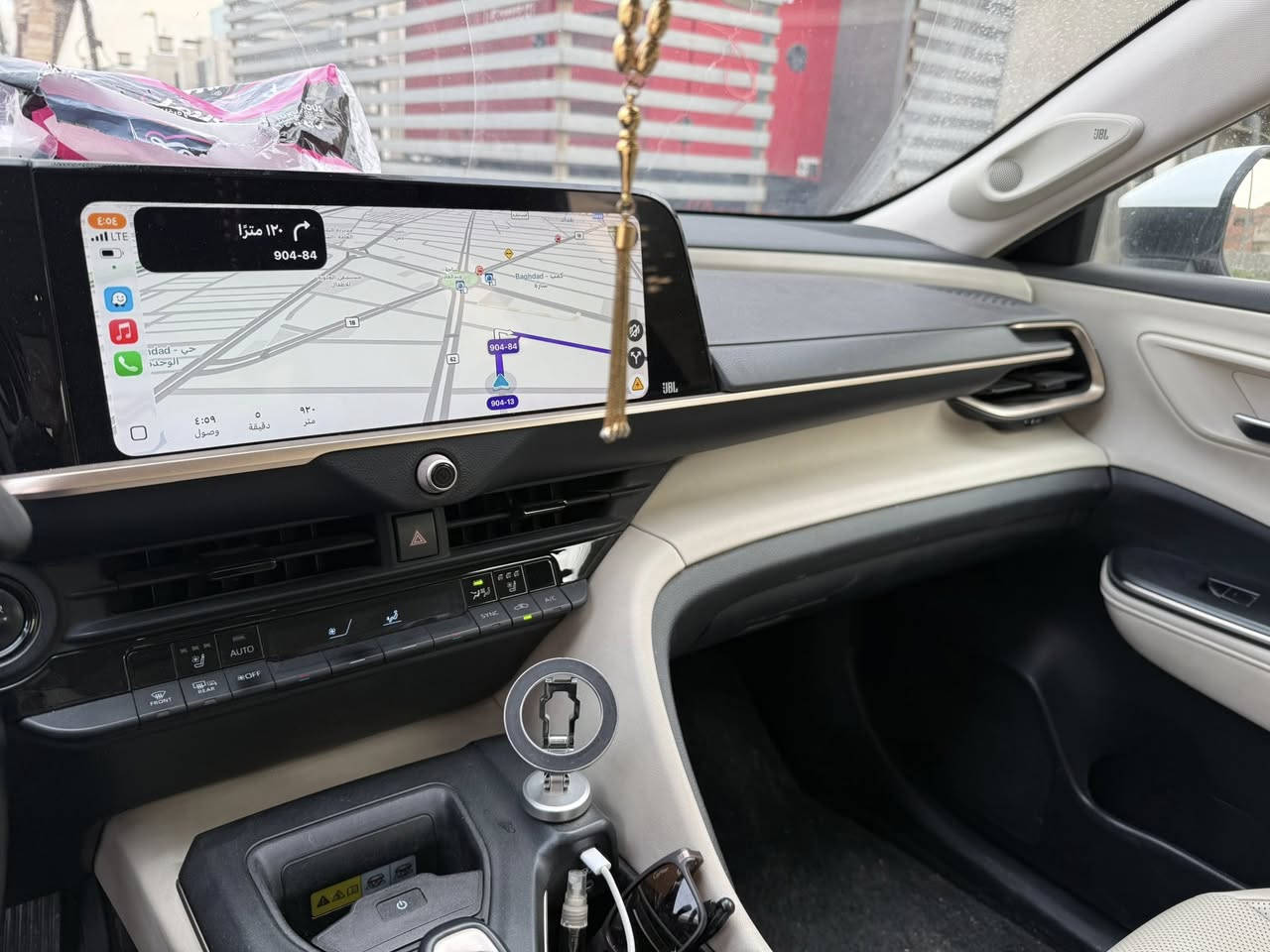 كراون ملكه ٢٠٢٣هايبرد فول مواصفات مكفوله من الضرر والصبغ ماشيه ٩٠٠٠٠موالسعر ٣١٠٠٠$للاستفسار الاتصال ***********
