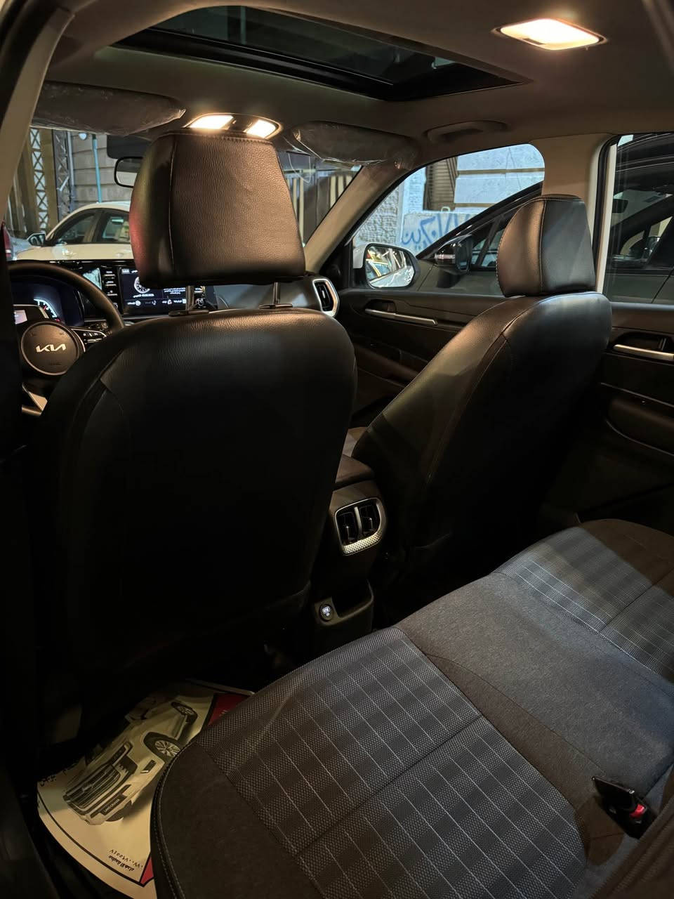 كيا سونت 2022
سلايت 
شاشه كامره 
حساس امامي خلفي 
تبريد خلفي 
تشغيل عن بعد 
تشغيل بصمه 
يدات نيكل 
السعر 128 ورقه 
*********** 
*********** بغداد, العراق
