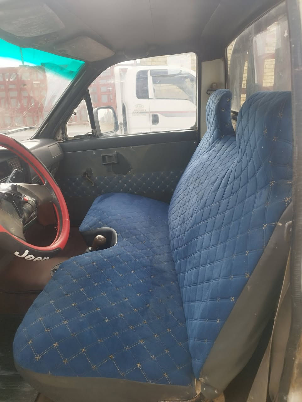 بيكم تيوته 92 مصبوغه عام
مكينه وكير واكسن وحداديه وشاصي كفاله عامه 
كهربائيّات تخم تاير دوشمه فراش كله جديد 
رقم ديوانيه مكاني عماره سعر 47 
***********
