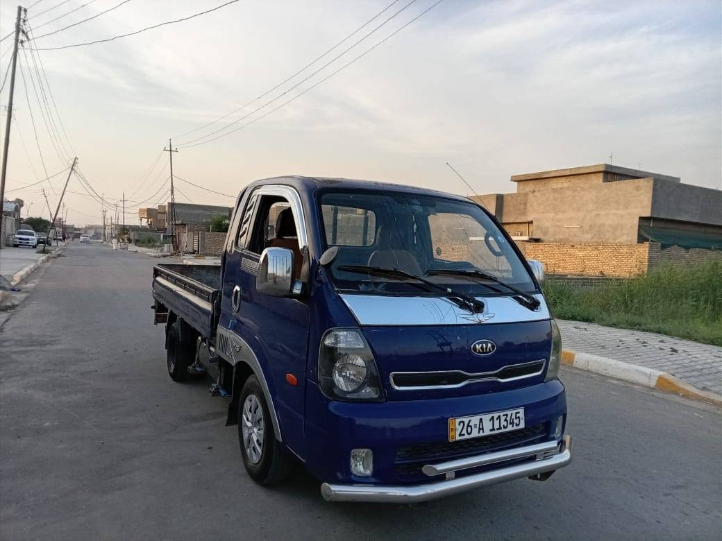البيع كيا موديل 2004 رقم صلاح الدين نكليزي سنويا 30 محرك لفين وسبعميا محرك كير اكسن شواصي صدر مامي خلفي تخم تاير كهربائيات شغاله سياره بلادي جاهز من كلشي عنوان بغداد الطارمية الشراي يتصل ***********
