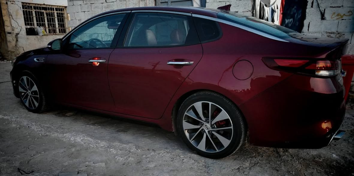 سلام عليكم كيا اوبتيما حادث فقط بنيد باقي كفاله بدون دواخل 
للبيع مراوس حسب قناعه علئ فنه SXL
محرك الفين تيربو دبل كزوز 
فول مواصفات
مري اشاير شفط
تبريد ثلج قطعتين منفصل
دخول ذكي
بصمة ابواب
يدات نيكل.
ستيرن تدفئة
اوتو هولد
4 وضعيات قيادة سبورت نورمال ايكو وجبلي
بصمة حساسات خلفية
بردات خلفية بلادي 
كشافات جلد 
سمعات هارمن كاردن دمام 10 سماعات + 2 دمام خلفي وامامي لايت LED داينمك دوار مع الستيرنك
ويل 18 بلادي كروم
جنطة ذكي تنفتح عن بعد.
الجام ذكي حساس طوارء اي شي كدام الجمام ينزل طلقائي كشنات جلد تدفئة تبريد
كشنات كهرباء مساج
كشنات خزن ميموري 3 وضعيات
اندرويد اوتو ورام 32 مال الشركة ناڤكيشن
شاشة اعطال
تحكمات ستيرن جهتين شفتات ستيرن
مرايا تعتيم
نقطة عمياء
حساس ماء الزجاج
تحديد مسار + توقف تلقائي
مثبت سرعة ذكي مع الرادار
ماشيه 180 الف مايل
وبعد هواي مواصفات ما ذكرهن
العنوان الدوانيه تواصل واتساب أو تصال فقط

***********
