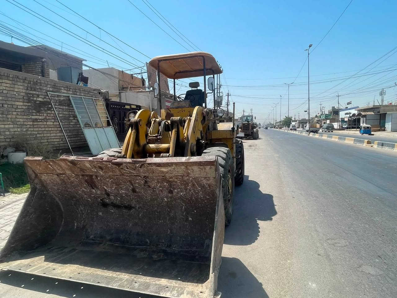 سلام عليكم شفل 70 للبيع 
محرك B مكينه جاهزه 
تخم تاير رقم نجف  مديل 78  
الاتصال ***********
