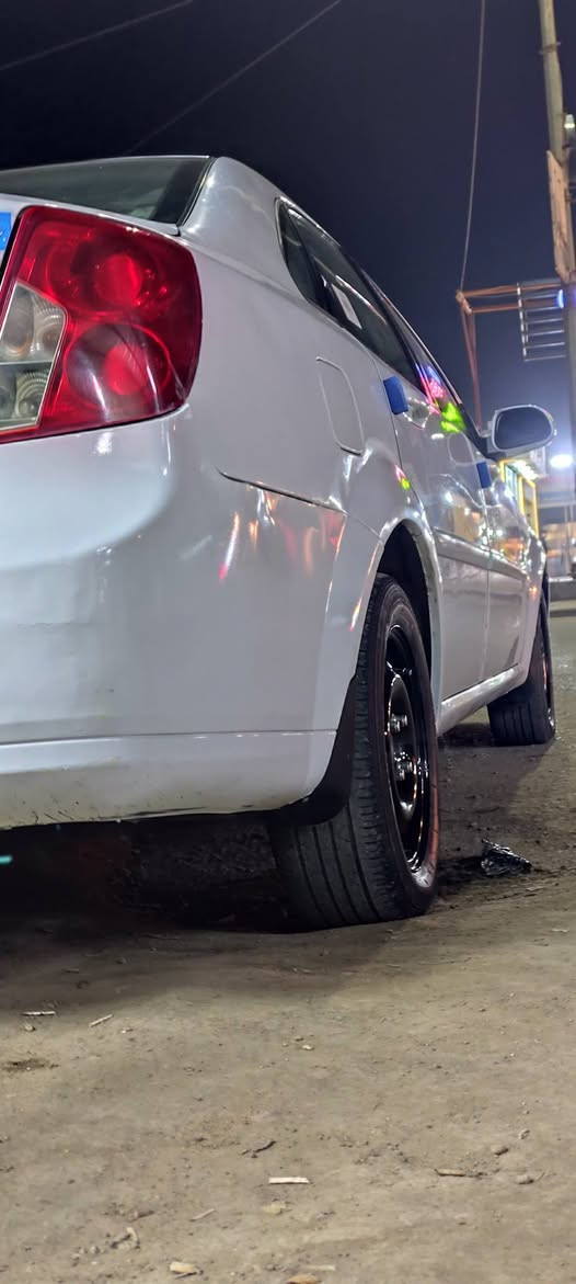 اوبترا موديل 2011
رقم انكليزي مشروع وطني  سنوية للـ 2028 راعيهة بالعمارة تحويل ثاني يوم 
بيهة جاملغ امامي وخلفي بيهن صبغ 
تخم تاير جدد ويل هسة شادهن حدادية وتبريد وتدفئة نعمة من الله 
محرك وكير بالجيس 
شاشة تاب كامرة خلفية بصمة ابواب 
السعر 70 وبيهة مجال 
*********** ميسان ـــ العمارة
