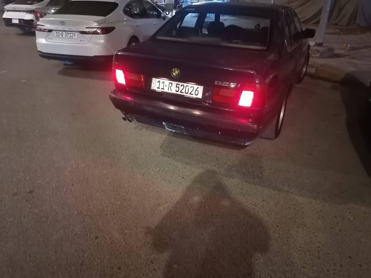 للبيع ...BMW حجم 525 مسكر كابوس السيار رقم بغداد بأسمي تحويل مباشر بدون وكاله سياره بلاديه فقط بيها جرد كهرباء جاهزه طخم تاير فتحة سقف ويل كروب گير اوتو منظومة زنون طخم مسجل سيدي والك شوف عينك السعر 55$ ورقه مراسلت الصفحه او الاتصال على الرقم ***********
