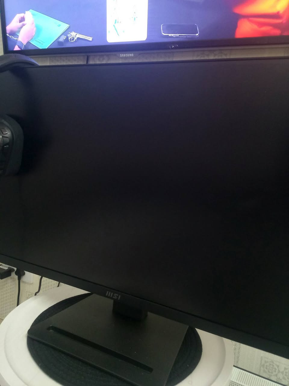 للبيع اكس بوكس وان اس كامل ملحقاتة وي جوستك اضافي
سعرة 150

شاشة msi 144 hz
كلش نضيفة استعمال قليل هية وكارتونتهة 
سعرهة ١٢٥
تاخذهن ثنينهن ب250

*********** واتساب او اتصال
