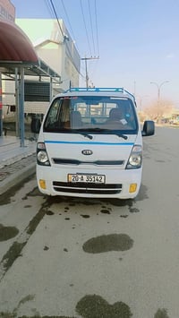 كيه بنكو ٢٧٠٠موديل ١٤ السياره جاهزه اي نقص مابيه تخم تاير جديد سنويه ج...