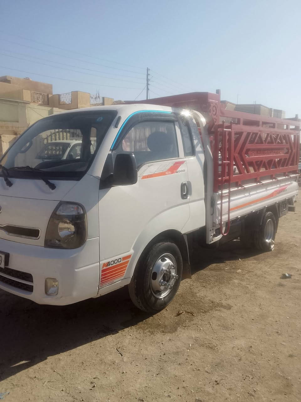 للبيع ٢٠١٤ قادسيه انكليزي مكفوله من ضربع ما عد صفاحيات بيهن رشات صبغ سياره جاهزه تخم تاير محور ١٤ سعره ١٢٠ مكاني حله ***********

