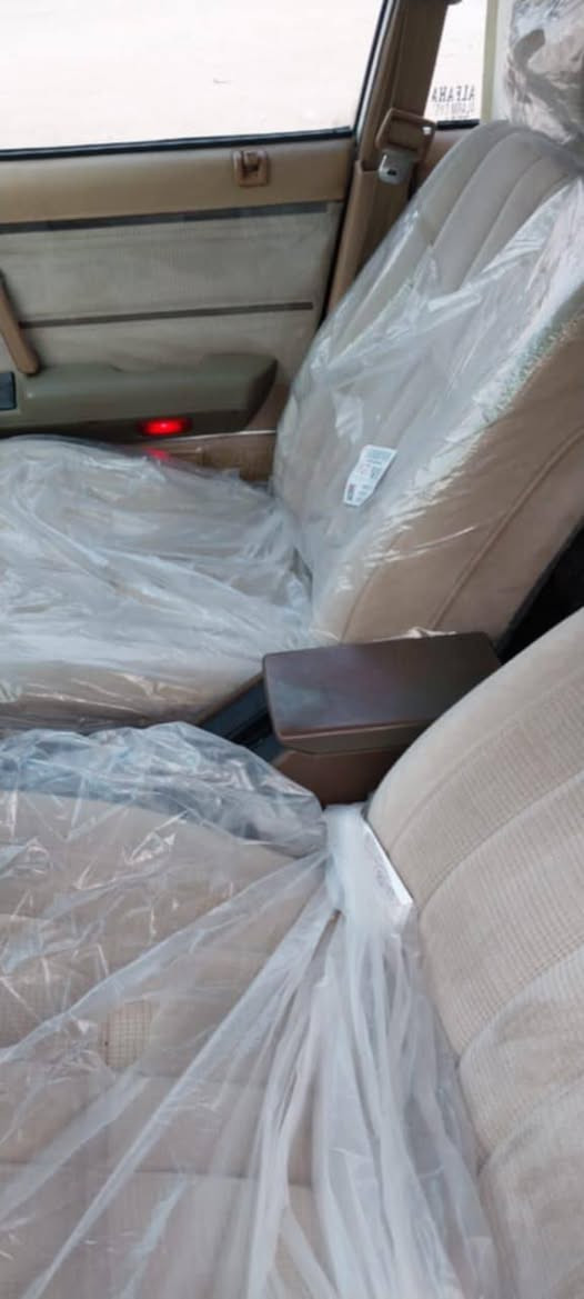 السلام عليكم اخوان سياره  سوبر موديل 82  رقم بغداد دولي بأسمي  وكير اوتوماتيك وحداديه كفاله لا تنقيص ولا تبخير تبريد شغال  تخم تاير جديد ابطاين تنته كاعيات كله جديد
بغداد مجمع بسمايه 
السعر 68
***********
