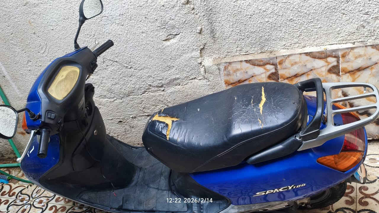 سبيسي مديل حديث
الدراجه جاهزه مناقصها شيئ 
كهربائياتهه شغاله مشيهه حلوو 
مكاني البصره 
السعر 375 وبيهه مجال 

*********** واتساب+ اتصال
