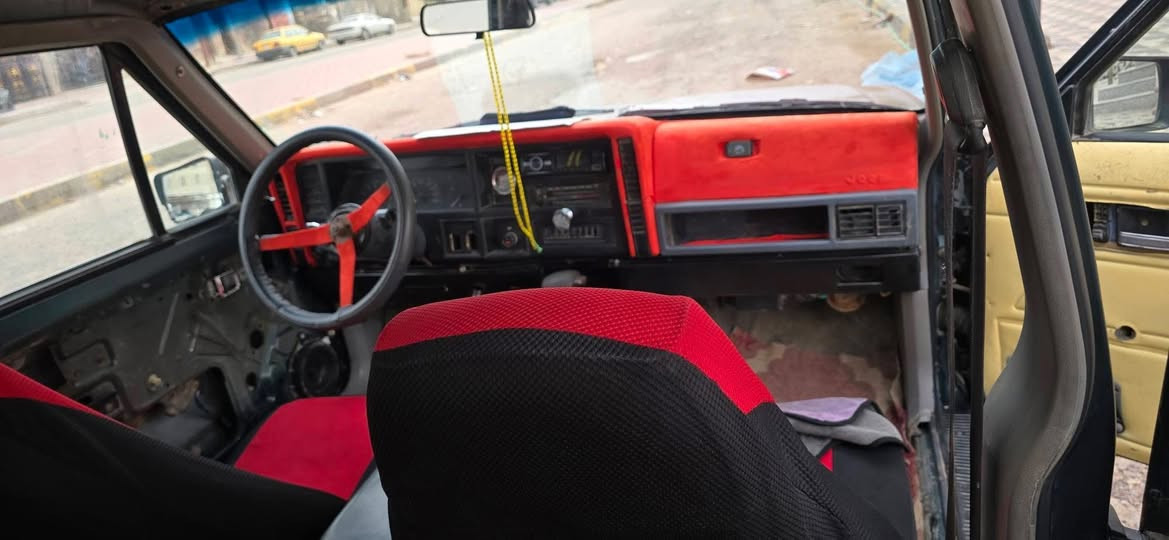 السلام عليكم  جيب شيروكي شخاطه

مكينه وكير 3000 بل كارتون مكينه قبل شهرين من بدلته هيه وتفرعاتهه كامله وكيرها يخبل حداديه جديده تخم تاير جديد كهربايات مسوي ادامه كامله اكسل قبل سبوعين من بدلته مال سيدان جام الكدام كهرباء ول وره جوبي مضخم صوت جديد سماعات كبار حلوات سياره جاهزه القماره عمرتهه كلهه  عوزهه بس صبخ ول شراي انه بخدمته سعرها٣٠ وبيه مجال حك الجيه 

موبايل.   ***********
