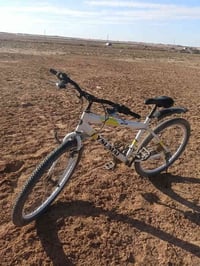 بايسكل للبيع السعر 60 قفل 07891148084