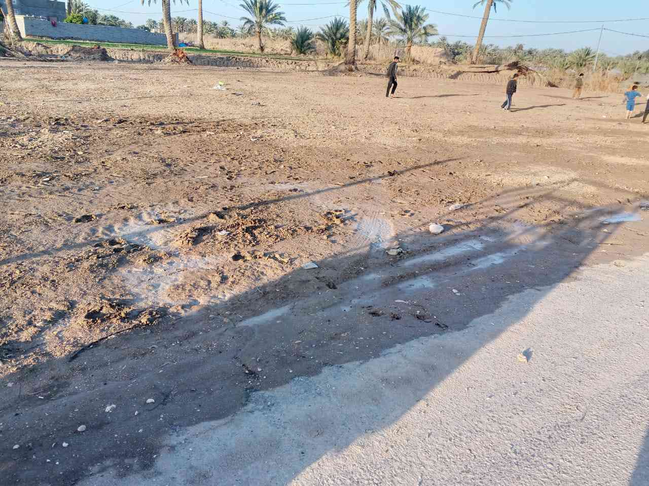 السلام عليكم
ألف متر في كاع السكندرين ترهم قطع أو تنباع كله
شارع تبليط6متر 
كهرباء فوكاه الضفيره
مي أسأله موجود
للتواصل معنا على رقم 
***********يوجد وتساب
