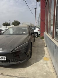 للبيع سيل 5 زيرو صفر  سياره مرقم بغداد بسمي تحويل ثاني يوم مع العده  ك...