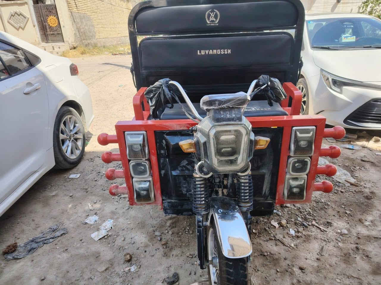 ستوتة شحن نوع مايانغ يانغ
سرعة 60km 

حجم 1800w 

بطارية 58A 

لون اسود 

منشأ صيني 

استعمال لمدة 7شهور 

 

السعر: مليون و250 الف دينار 
للتواصل: ***********

