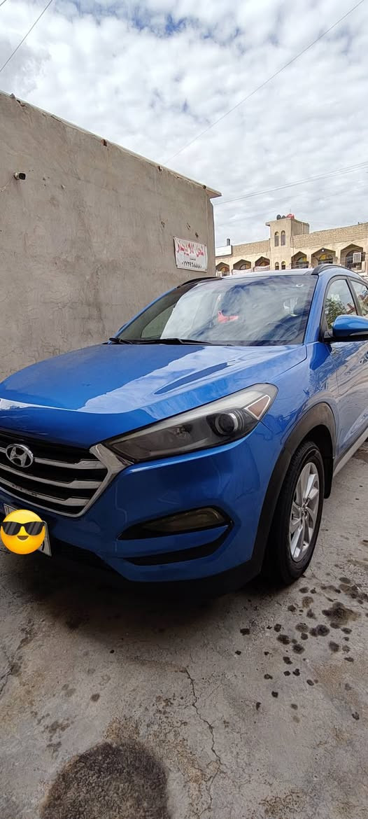 توسان 2018 
وارد امريكي حادث بنيد مصلح نفسه بدون ايرباك 
محرك 2000
ماشيه 137 الف كيلو حقيقي
رقم بغداد باسمي 
فول 1/1
شاشه 
كامره 
تدفئه بالكشنات امامي خلفي 
رادارات اماميه خلفيه وجانبيه 
تدفئه بالستيرن 
تبريد امامي خلفي 
اشارات بالمري 
كير ومكينه وحداديه وتبريد
وكشر كله مكفول تجي وتشوف بعينك احلى من الصور 
مستعجل على بيعته الشراي يتصل على الرقم وبي واتساب ما متواجد بالفيس ***********
***********
مكاني مدينه الصدر قطاع 57 يم الرضوي
