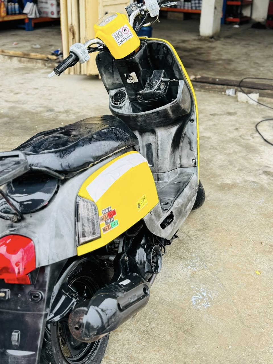 السلام عليكم ماكس بوليسي للبيع حلوه ونضيفه عليه زوج كلجات وقايش جدد تفصيخ كله شغاله بسكابريتر ب طسه تخربط شلعه ومعدل فول ب٥٠٠وبيه مجال كلش بسيط مكان حله طهمازيه ***********
