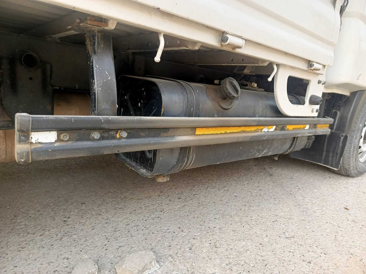 سلام عليكم للبيع صناديك ستيل ودعاميه مسكر ودروعه مسكر
وهرنات بوش ايراني بغداد الامين الثانيه الاسفسار 
***********
