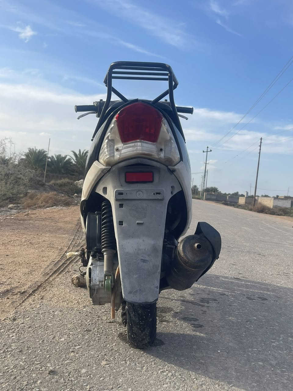 سلام عليكم 

دراجـه مـاكس مـنغولي بـرغي مـا مفـتوح بيهـا دراجـه علا وضع الـبلاد 

عوزها كلـجات وجوزه

رايدها 625 وبيهـا مجال وتـرهم مراوس


**إذا كنت صاحب هذا الإعلان وتريد حذفه لأي سبب، رجاءا أرسل رسالة إلى الدعم الفني**