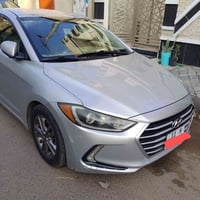 النترا 2017 وارد امريكي ... حادثها بالصور فقط الدوسة مال الباب الخلفي ...