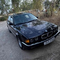بي ام 1992 • 8 سلندر • صبغ عام