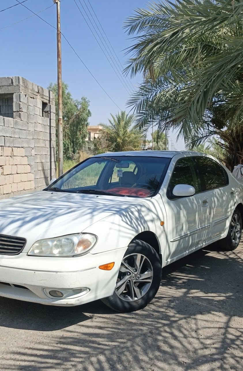 سلام عليكم 
مكسيما 2001  3000 السياره نضيفه وخير من الله محرك 6 سلندر تبريد خير من الله تعال وشوفها بعينك جديده ماشاءالله وانضف بعد من الصور السياره بس اشغل وتطلع ما ناقصها برغي   رقم بغداد السنويه بعدها ما ساقطه السعر ٧٢ وبيها مجال مكاني الانبار الرمادي رقم الهاتف ***********

