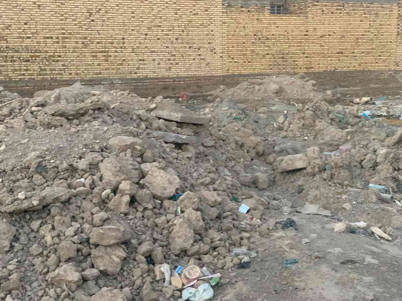 سلام عليكم عندي قطع طابو ١٢٥ ساحت الكرامه
حي العسكري اول فرع من الترابي خلف الركن  مدفونه وجاهزه تراب بيه 

رقم القطعه 5700

للستفسار ***********
