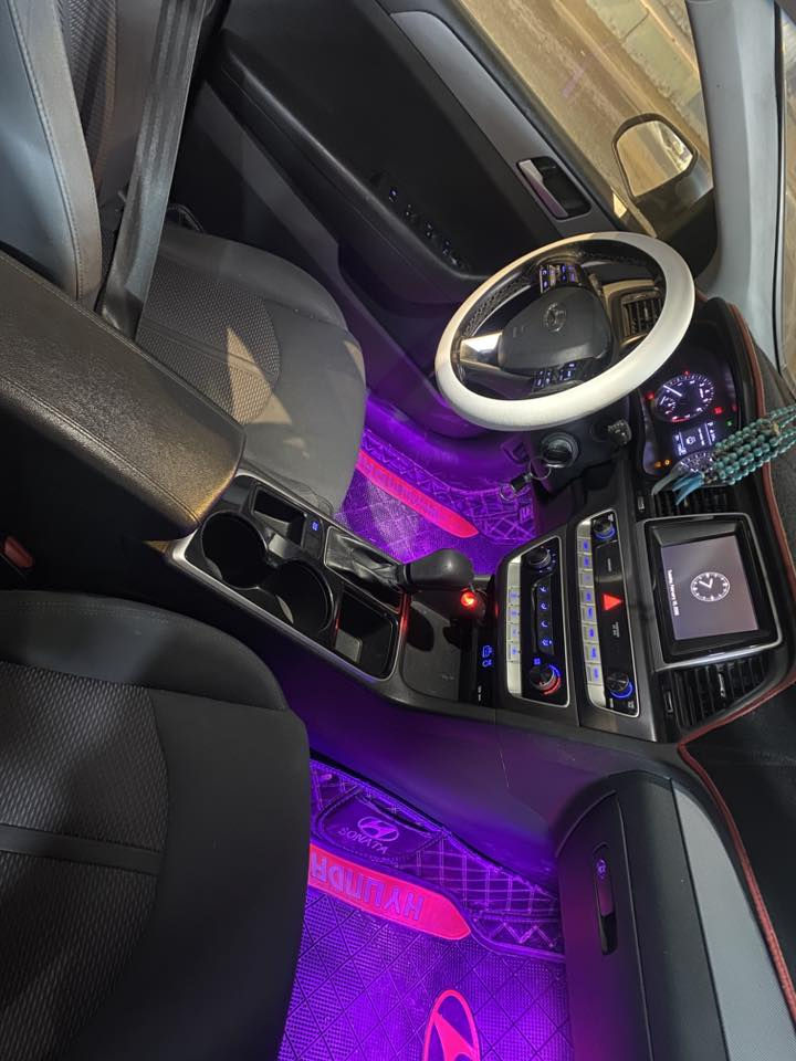 سلام عليكم هونداي سوناتا 2018  محرج 2400 جيدي اي نص فول سعره 130 بيه مجال حك جيه مكان بغداد بلديات شارع كاشي رقم *********** شراي يتصل
