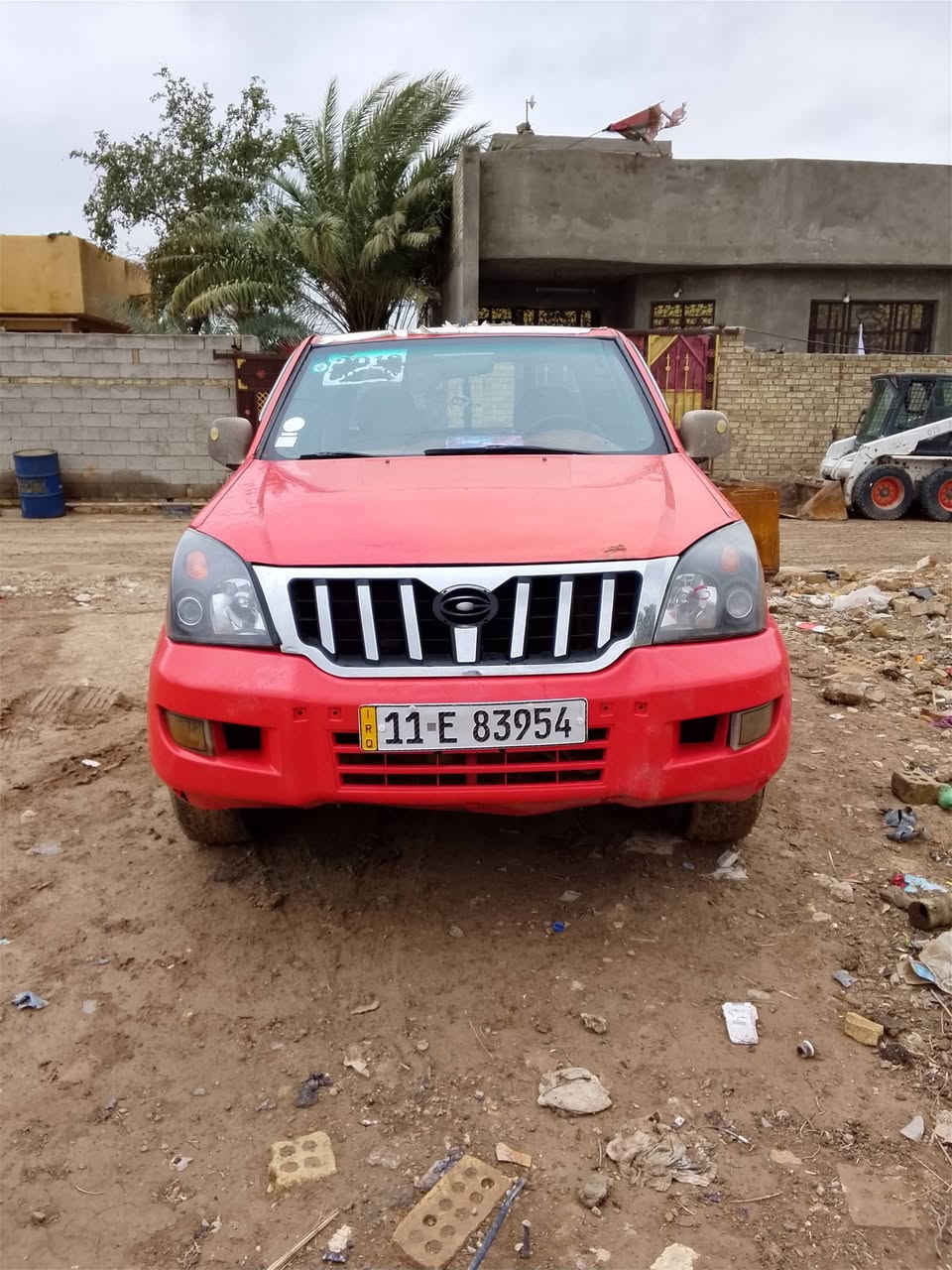 سلام عليكم كنو 12بسمي  بيه جاملغ وشويه من لبنيد كير محرك شاصي كفاله بيع او مراوس فور ويل 12او13كير ***********
