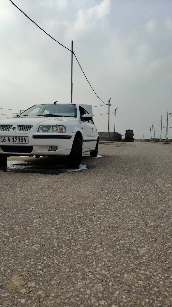 السلام عليكم سمند موديل 2012
سيارة جاهزة مكينة كير حدادية تخم تاير 
تبريد تتفئة  بسمي شخصياً مداور ثاني يوم رقم قادسية انكليزي كهربائيّات كلها شغالة سيارة بلادية ما ملعوب بيها كفالة عامة  عنواني ديوانية مركز اي استفسار خاص او *********** بي واتساب..
