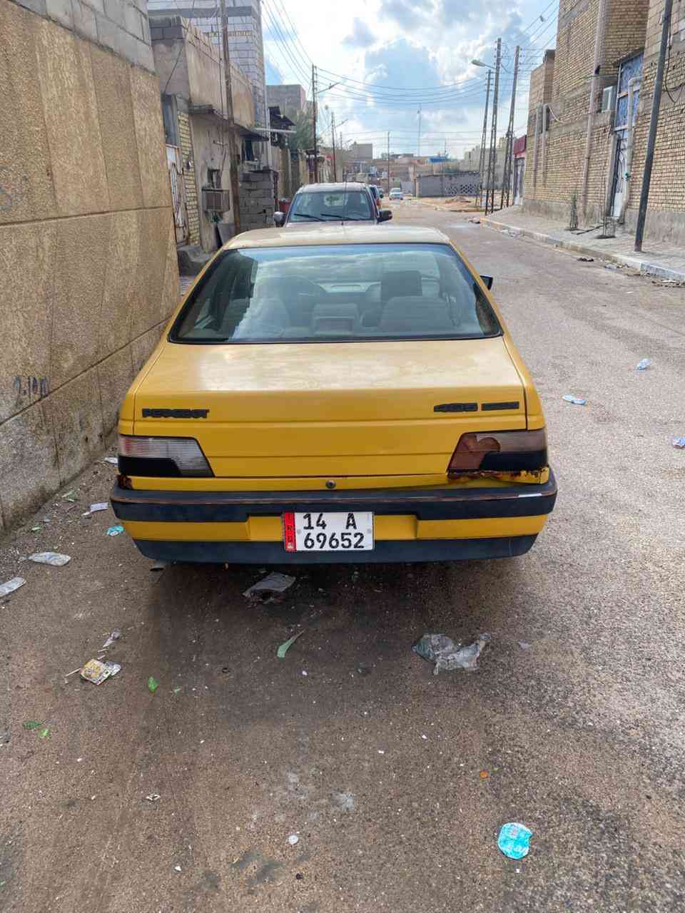 السلام عليكم بيجو 405 جي ال اكس داخل بيجي مديل 2017 مكينه وكير تبريد تخم تاير حداده كفاله سنويه جديده هزه جديد سياره كامله مصفره هيأه وغرامات سنويه بسمي بدي شوف العين السعر 36 الهاتف ***********
