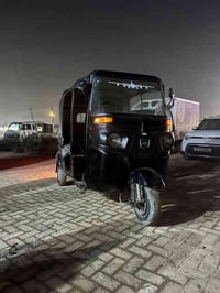 تكتك للبيع مديل ١٩ ش ١٢ رقم بغداد تكتك بيه صبغ  تأخذه كبل للشارع سعر ٥...