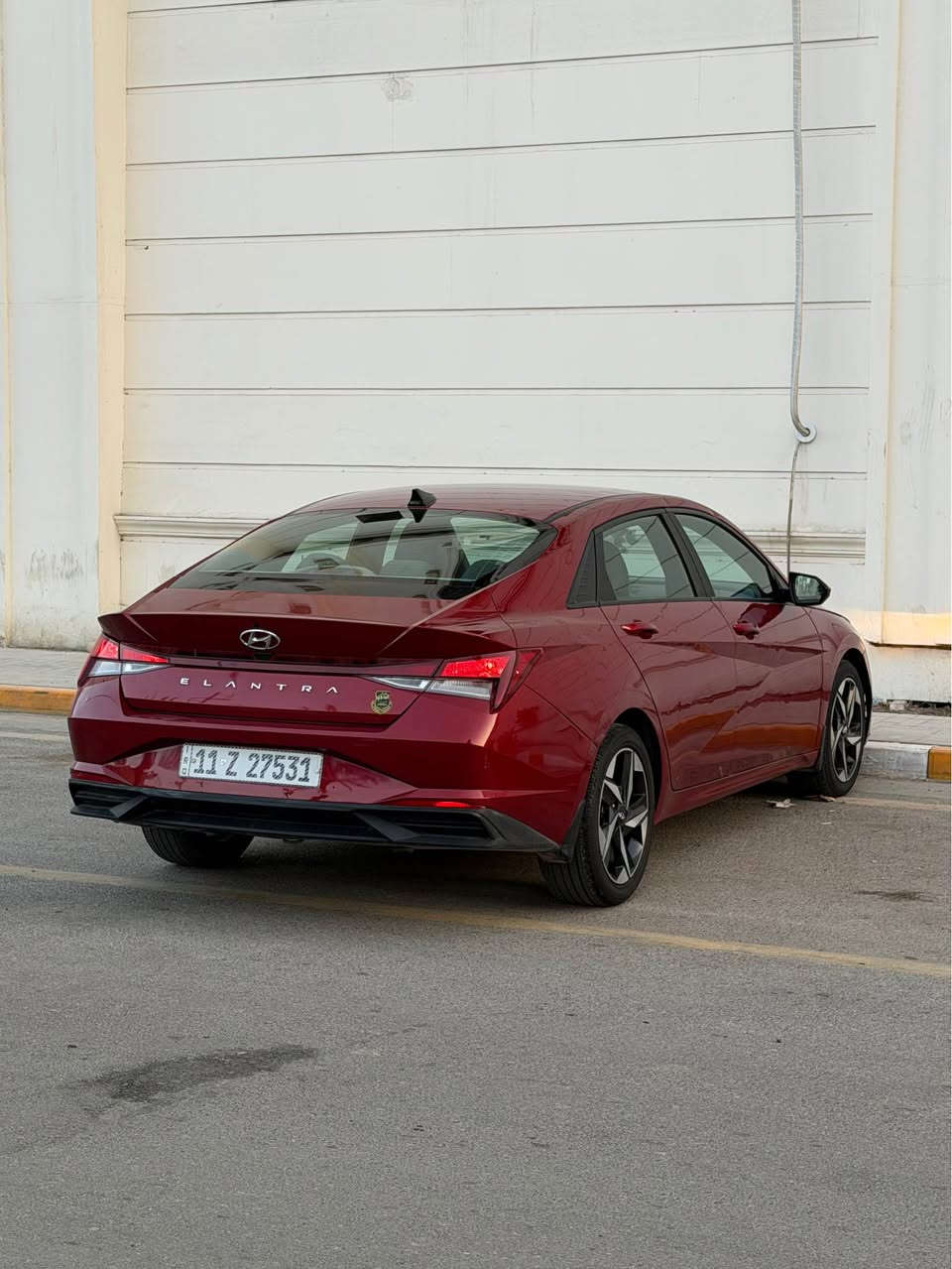 للبيع النترا 2023 
سياره بلاديه على ايدي صارله سنه كلشي بيه بلاد 
سياره ليبل واحد بدون صبغ بيه مكانات بارد 
ماشيه 60 تحويل مباشر محرك 2000 
توقف ذاتي رادار 360 درجه كل جوانب انامي خلفي 
ويل كب جبير تخم تاير جديد 
مكاني بل منصور 
*********** 
السعر 148$ بغداد, العراق
