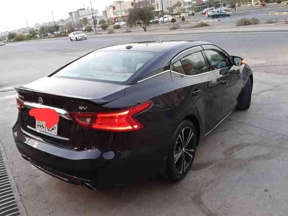 سلام عليكم
#سيارا نيسان مكزيمه موديل2017 SV 
فول موصفات كير مكينه بشرط رقم سلامانيه
سبغ جمراغ بس مافي ايا نقصان مكان نسلامانيه تحويل وكله بشرط 
السعر 120ورقه في مجال رقم الهاتف ***********  ***********
