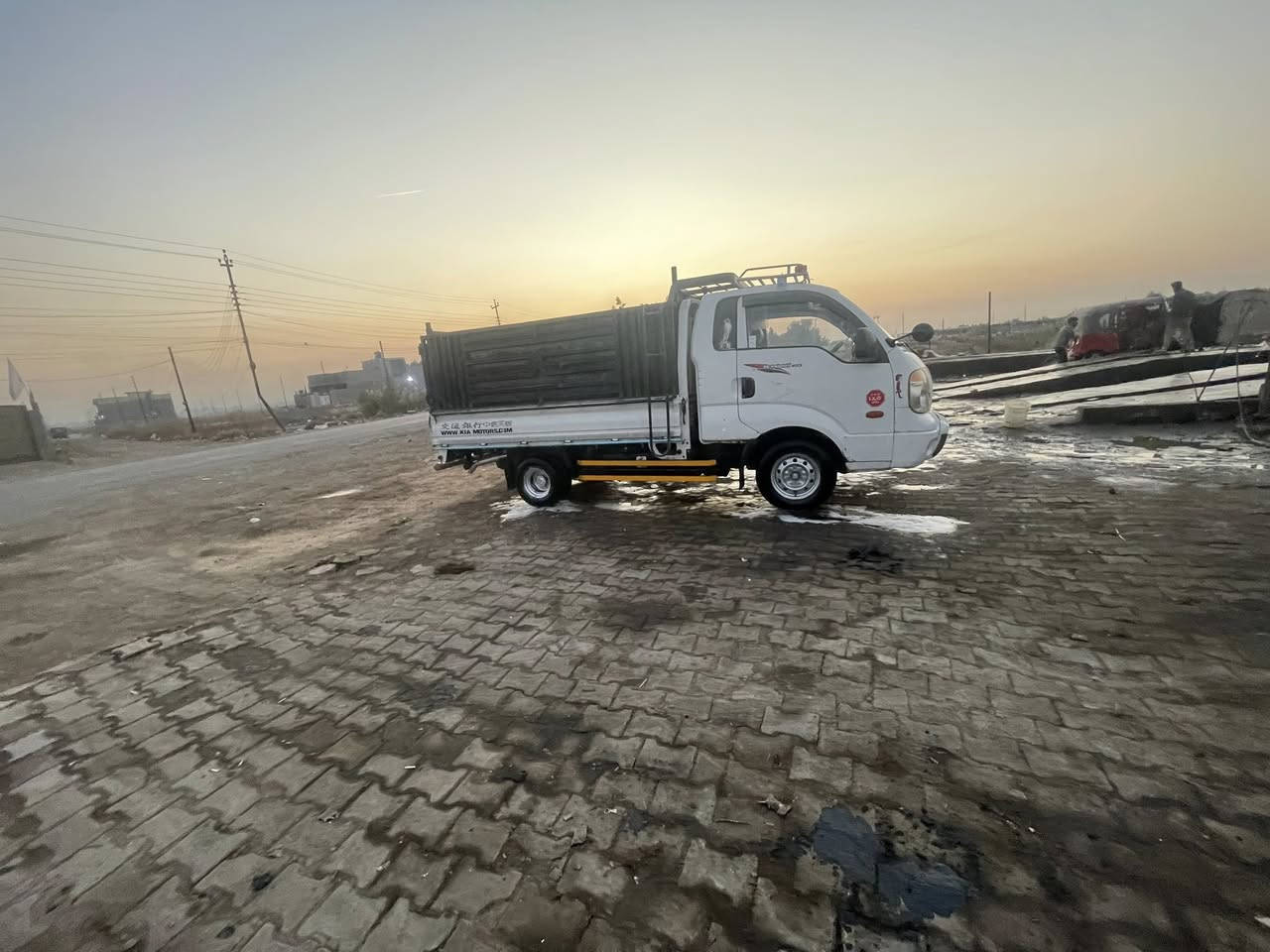 السلام عليكم كيه مسكر بم ونوزل موديل 7بسمي تحويل ثاني يوم رقم نكليزي سياره جاهزه مكينه كير جدد لا ضربه ولا صبغ مكاني بغداد المعامل ***********
