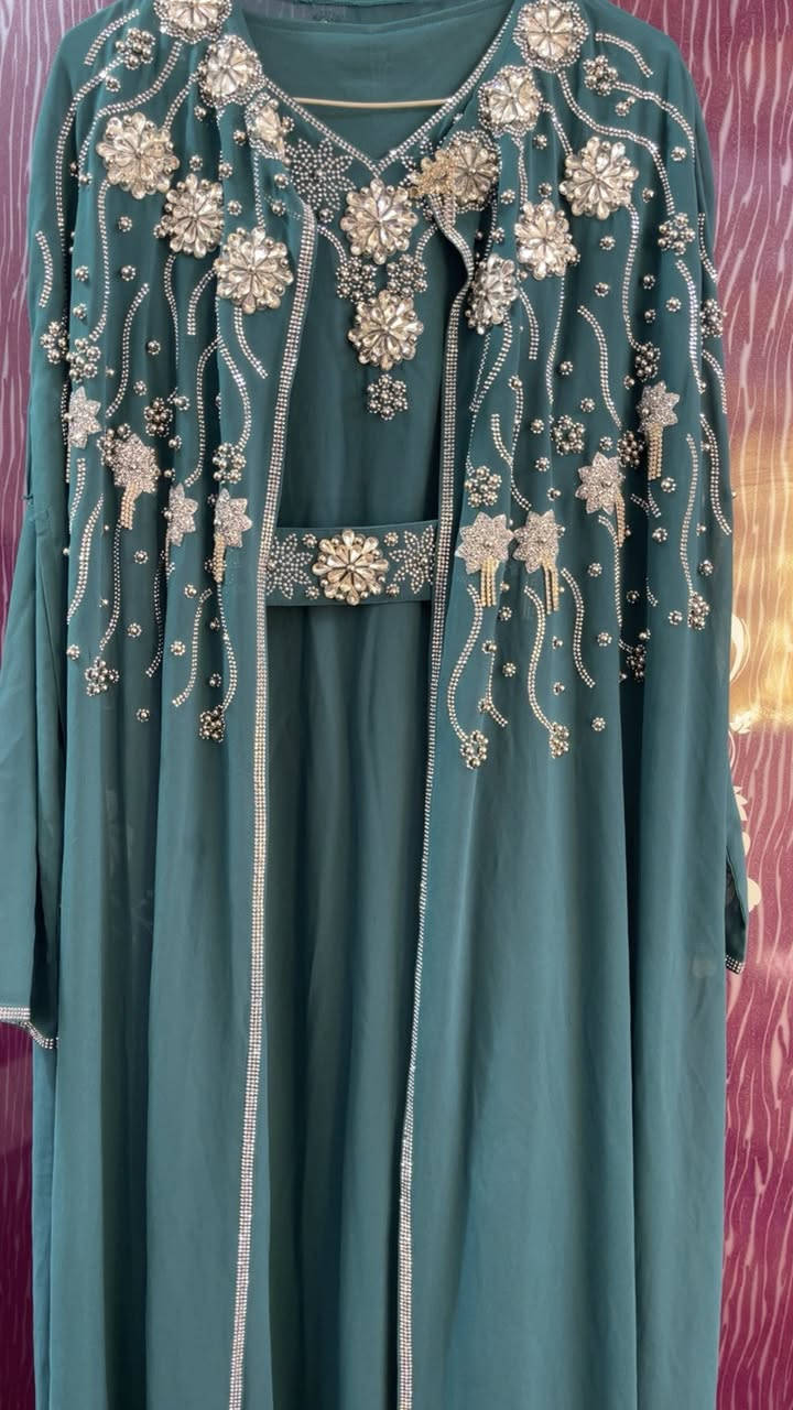 فساتين للبيع ملبوسات ساعة فقط تواصل خاص


**إذا كنت صاحب هذا الإعلان وتريد حذفه لأي سبب، رجاءا أرسل رسالة إلى الدعم الفني**