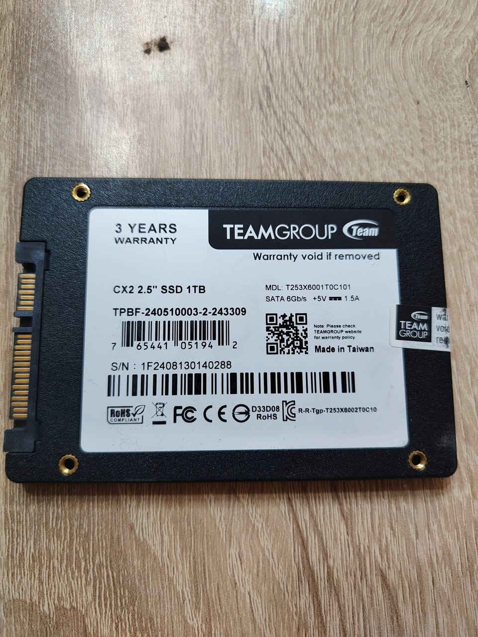 السلام عليكم شباب جبت هارد ssd استخدام قليل اريده ب150 الف و الهارد كدامكم نضيف شغال فول اي شي بي يرجع


**إذا كنت صاحب هذا الإعلان وتريد حذفه لأي سبب، رجاءا أرسل رسالة إلى الدعم الفني**