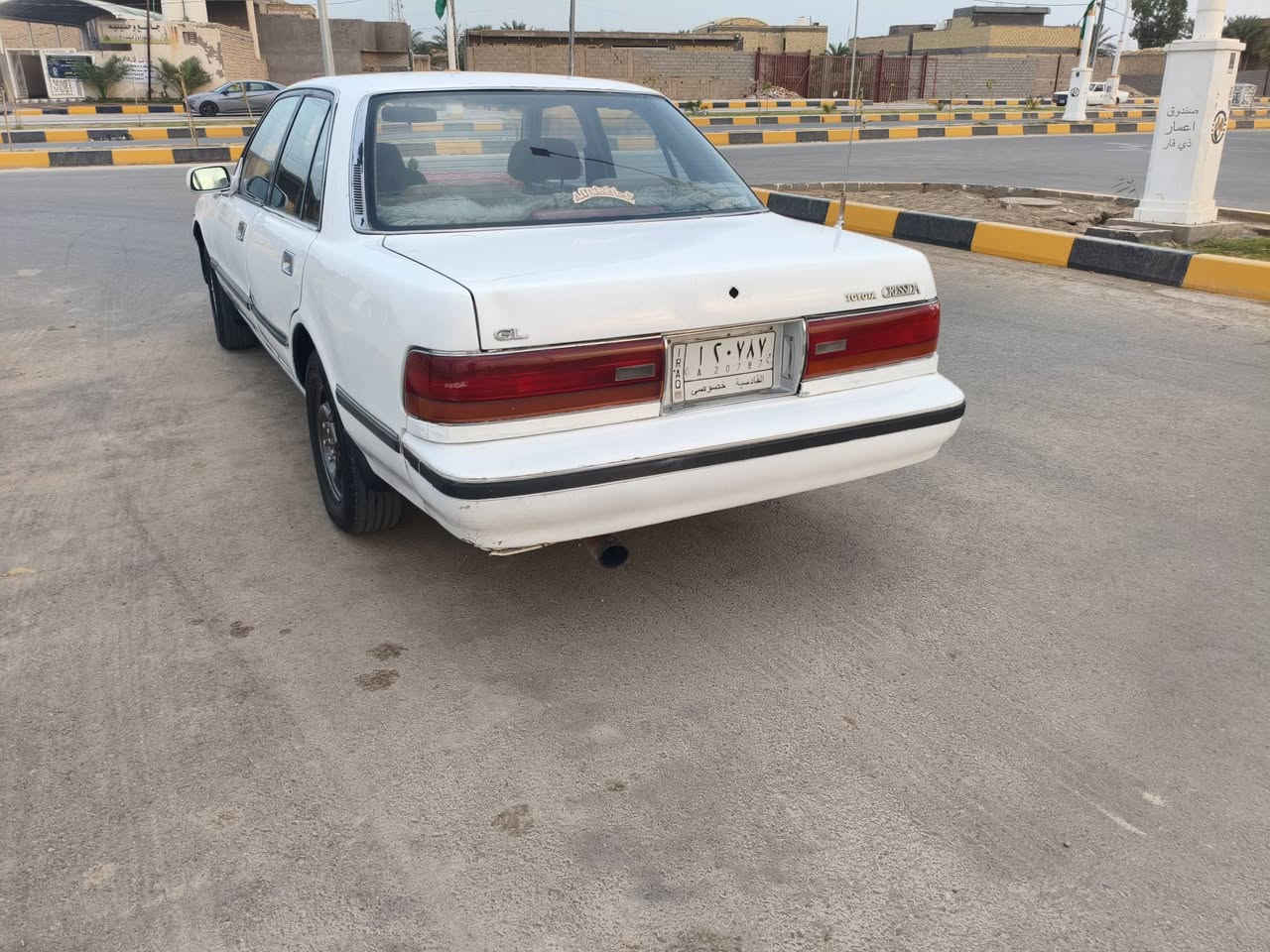 سلام عليكم وكل عام ونتو ابلف خير سياره كروسيده كربلائي يسره بلاد موديل1993 سنويه لقايت 30 دواخل ماروني جديده محرك  وكير ونجي مكفوله من لكص ونقل ولعيوب شرعيه سياره جاهزه من كلشي.  برنكيتها جديد  تحويل من باجر مشروع وطني  كهربائيات كله شغاله سعر 48 وبيه مجال لشراي***********
