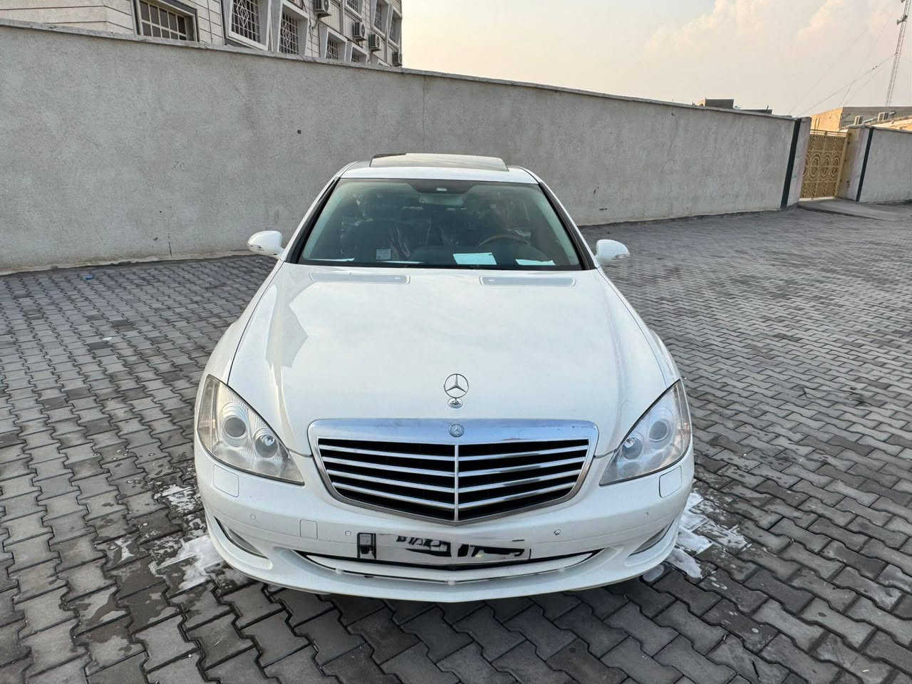 السلام عليكم
#ادوات #ادوات #ادوات 
مارسدس 500 فول مواصفاتs
#مكفول گص وفتح وعشائر
#موديل 2007 
جاهزه 100/100  بدون نقص 
#المكان البصره 
محرك  8  سلندر 
#السعر 95  
***********
