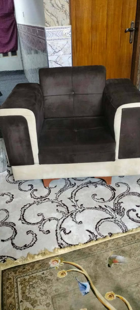 للبيع 
تخم قنفات حطاطه عشر مقاعد السعر٣٧٥ بي مجال العنوان فلوجه حي الشهداء قرب عماره جنابي


**إذا كنت صاحب هذا الإعلان وتريد حذفه لأي سبب، رجاءا أرسل رسالة إلى الدعم الفني**