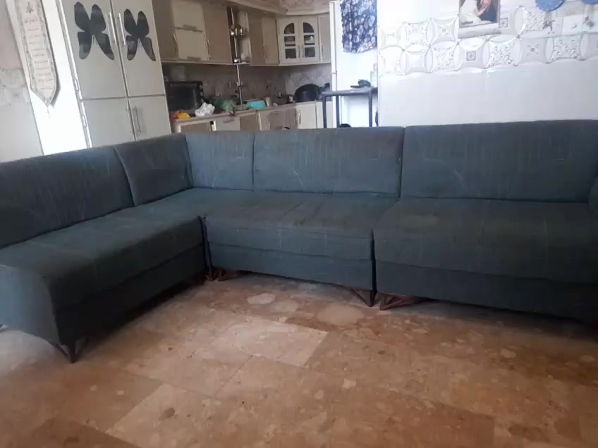 ديوان سبع مقاعد نضيف جدا سعر 190وبي مجال المكان شعله


**إذا كنت صاحب هذا الإعلان وتريد حذفه لأي سبب، رجاءا أرسل رسالة إلى الدعم الفني**