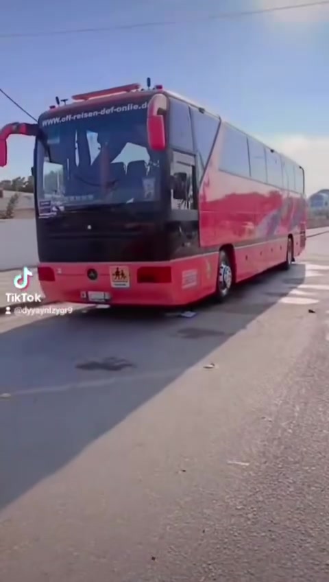 باص للبيع رقم بغداد جاهزه تخم تاير تبريد شبح جبير بطن احمر سكله جديده الاستفسار ‭0770 781 2113‬ مكان السياره ميسان العماره

