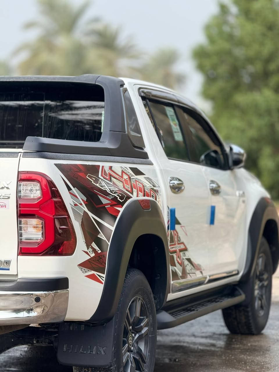 سلام عليكم
تويوتا هايلوكس2023سته سلندر ساس رقم أربيل 

مكفوله كفاله عامه ماشيه70

مواصفات

كشانه تبريد 

نقاط عمياء 

حساسات امامي خلفي 

تحكمات ستيرن

شاشه تدعم ابل كاربلاي واندرويد اوتو

بورمود وايكو مود

تبريد قطعتين 

ثلاجه رادارات جانبية 

شاحن لاسلكي

بصمه تشغيل 

بصمه أبواب 

دخول ذكي

للتواصل ***********
