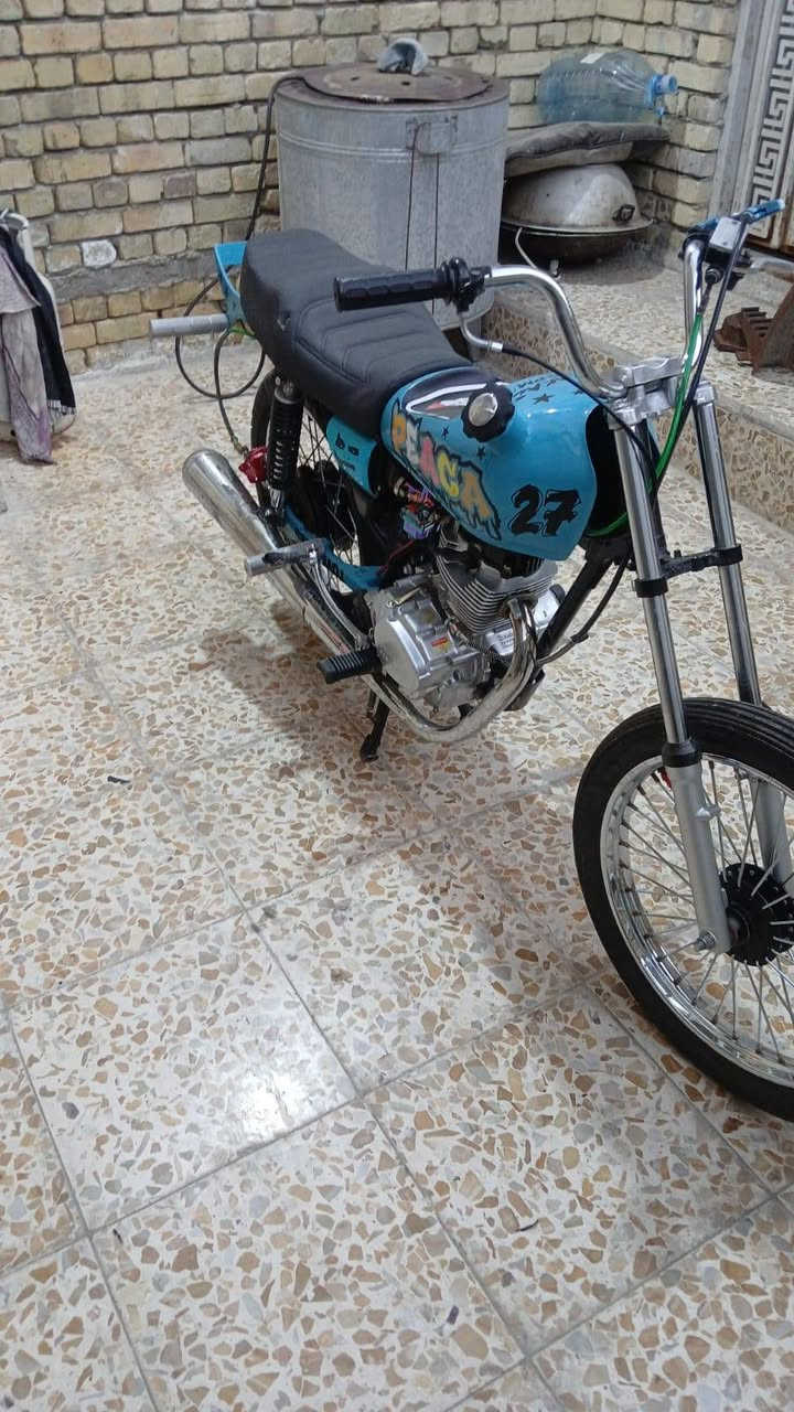 السلام عليكم شباب دراجه عمبار بريك بل ايد توه معمره كله غراض اصليه من الطول لطول جديده الدراجه مكينه سيجي ام الحربه ما مفتوحه 

مكاني بصره 5ميل ***********

سعر 750 وبيه مجال قليل
